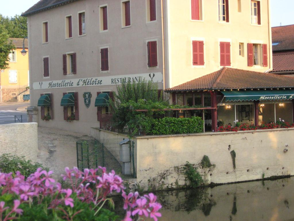 Hostellerie d'Héloïse Cluny Exterior foto